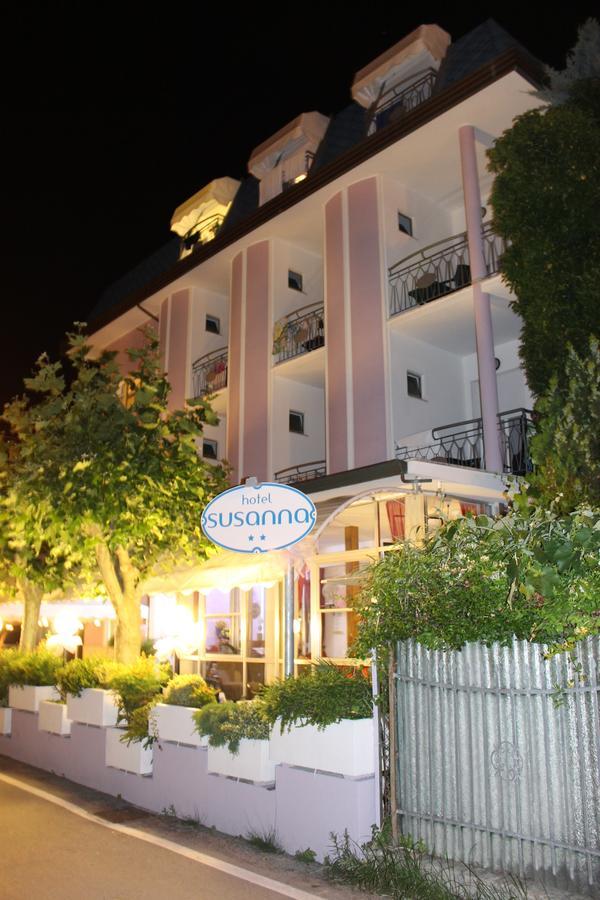 Hotel Susanna Римини Экстерьер фото