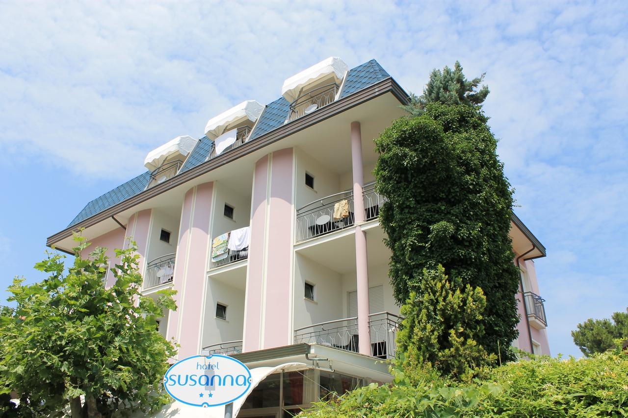 Hotel Susanna Римини Экстерьер фото