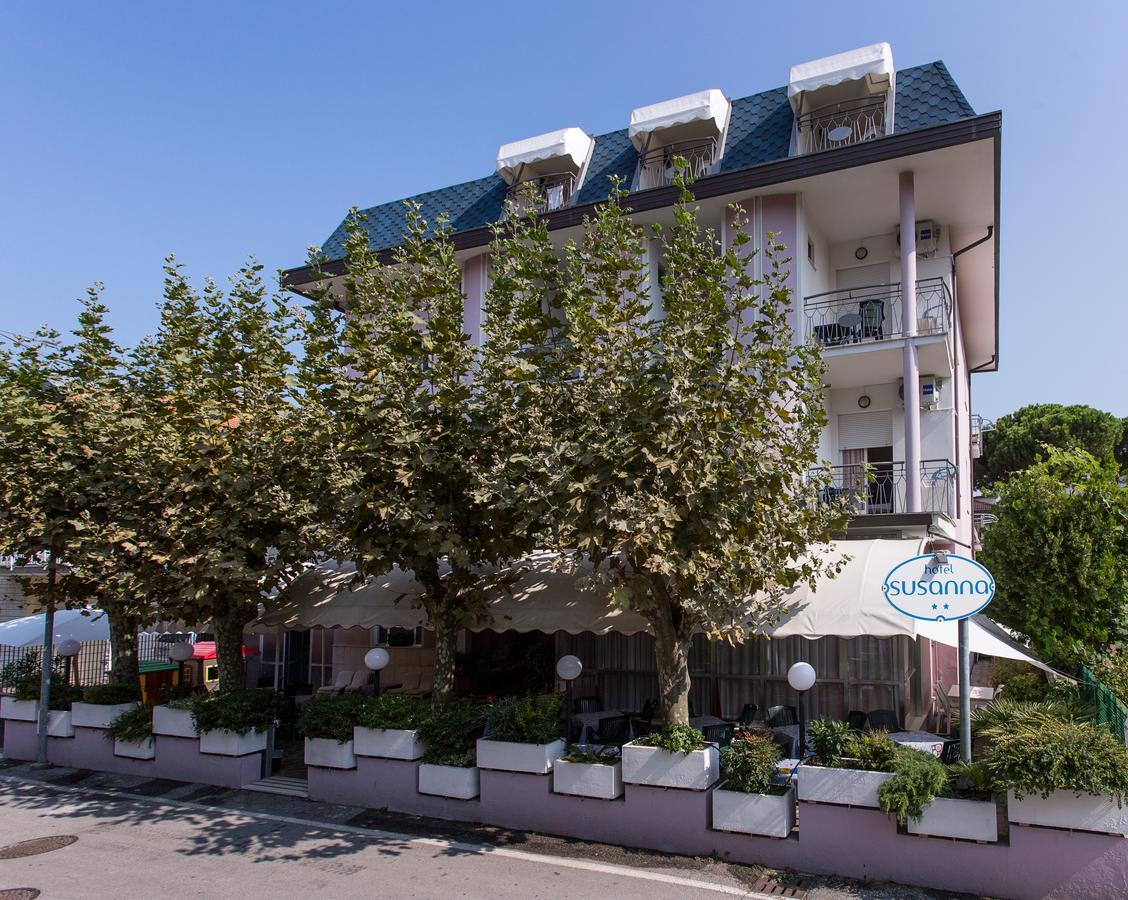 Hotel Susanna Римини Экстерьер фото